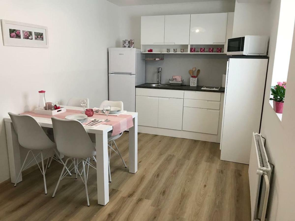 Charming Apartments Ana Maribor Ngoại thất bức ảnh