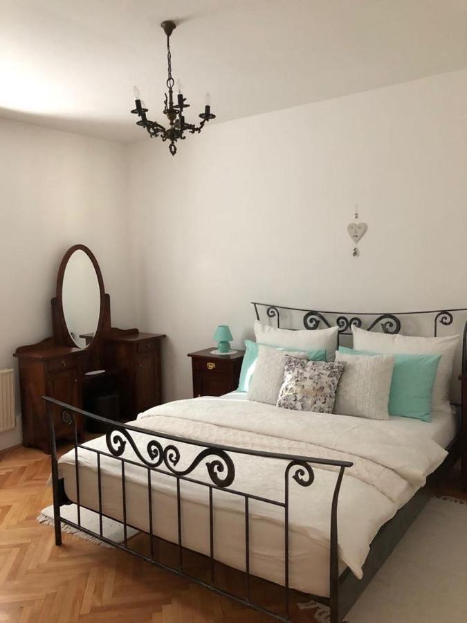 Charming Apartments Ana Maribor Ngoại thất bức ảnh